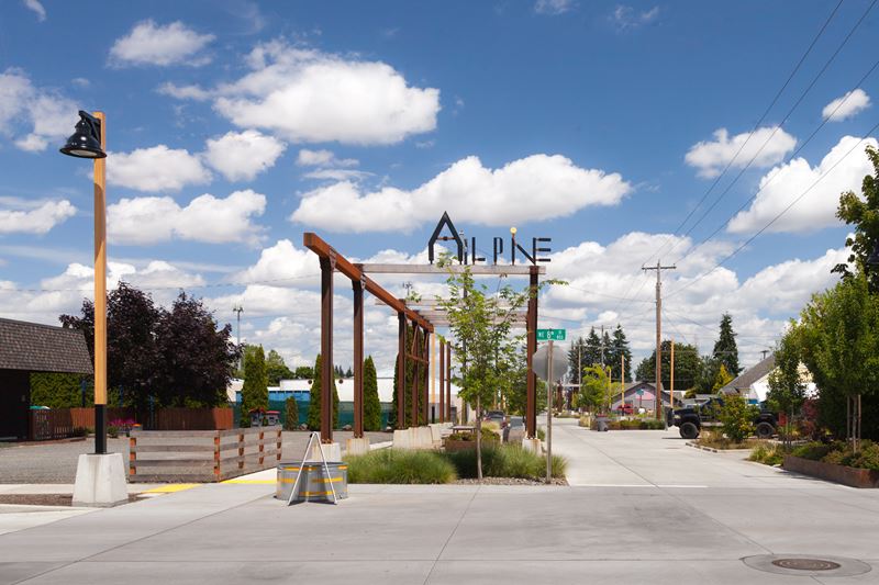 Spar pole - Alpine Avenue Streetscape