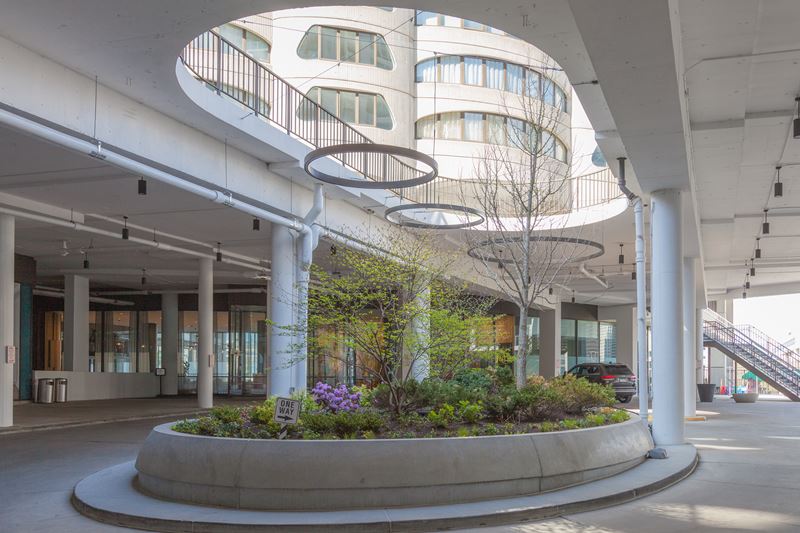 Aura Ring - 800 S Wells Street